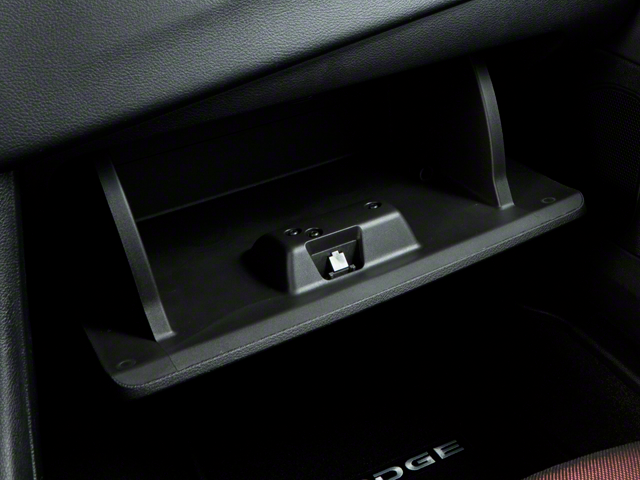 2011 Dodge Avenger Lux