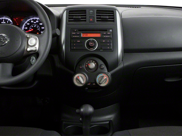 2013 Nissan Versa SV