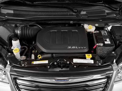 2014 Chrysler Town & Country S