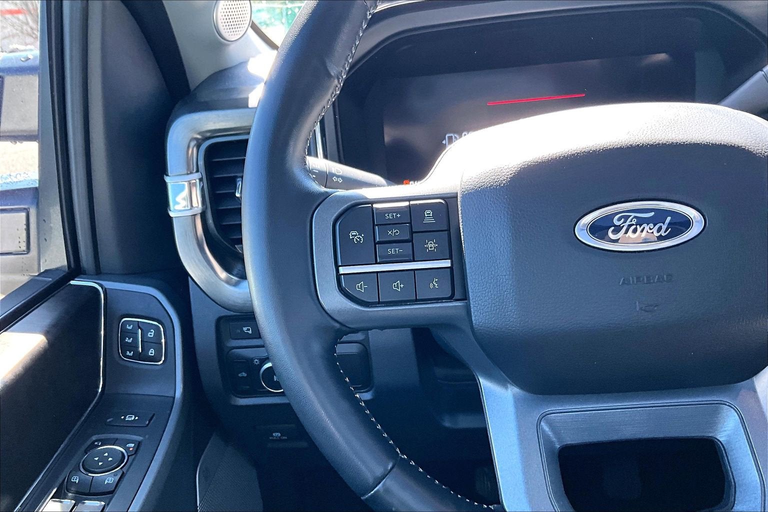 2024 Ford Super Duty F-250 SRW LARIAT