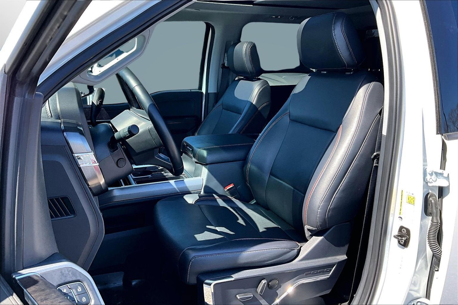 2024 Ford Super Duty F-250 SRW LARIAT