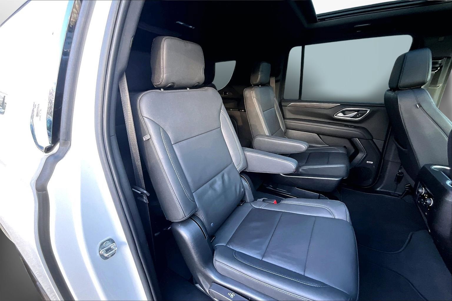 2022 Chevrolet Suburban LT