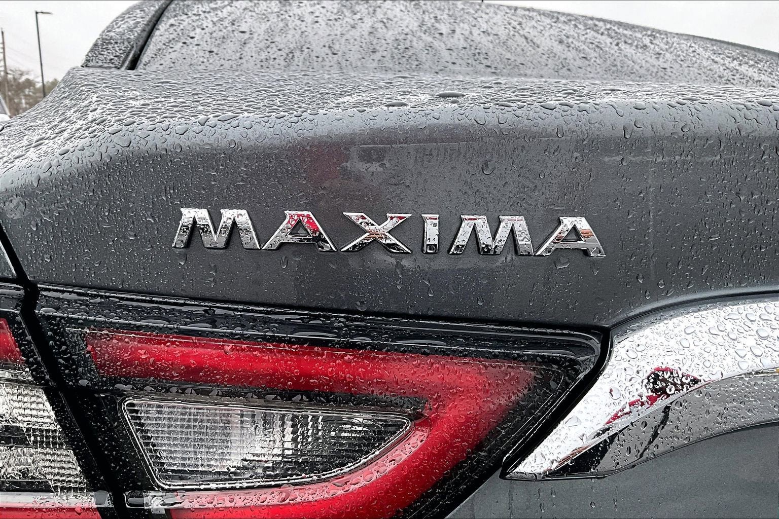 2023 Nissan Maxima SV