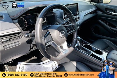 2025 Nissan Altima SR