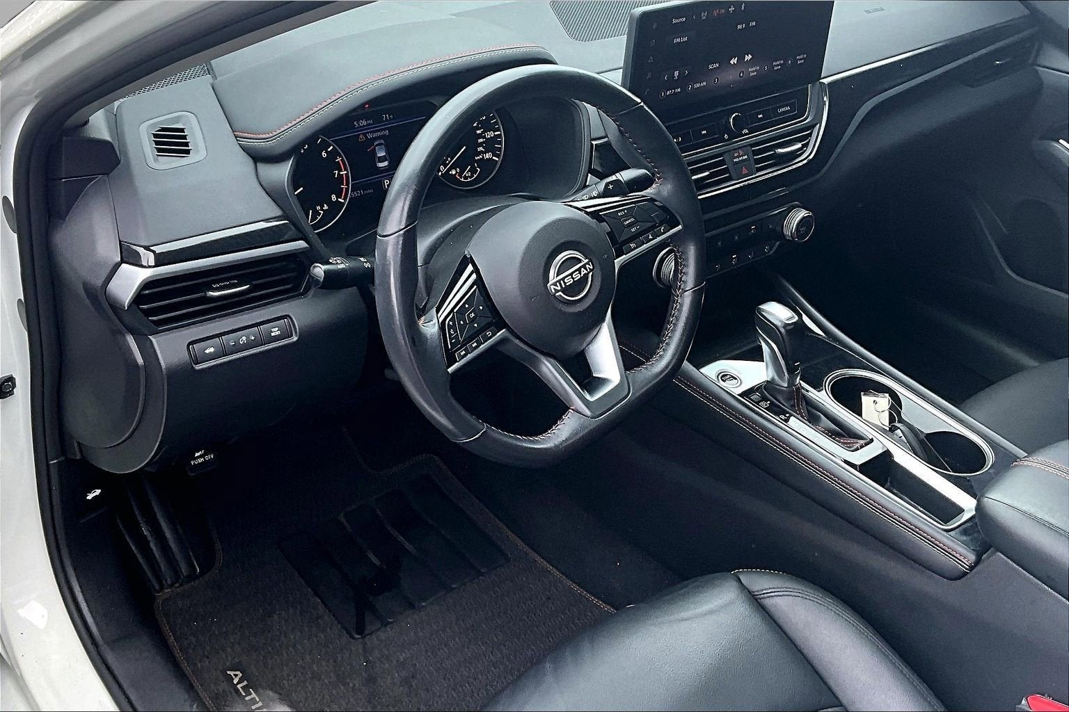2023 Nissan Altima 2.5 SR