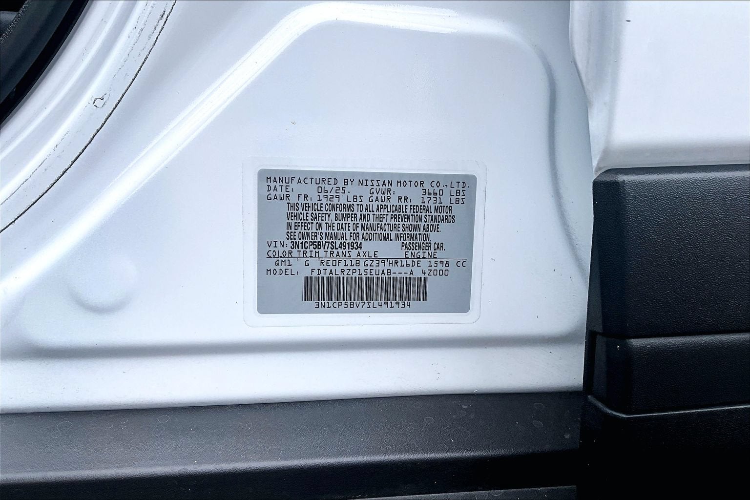 2025 Nissan Kicks Play S