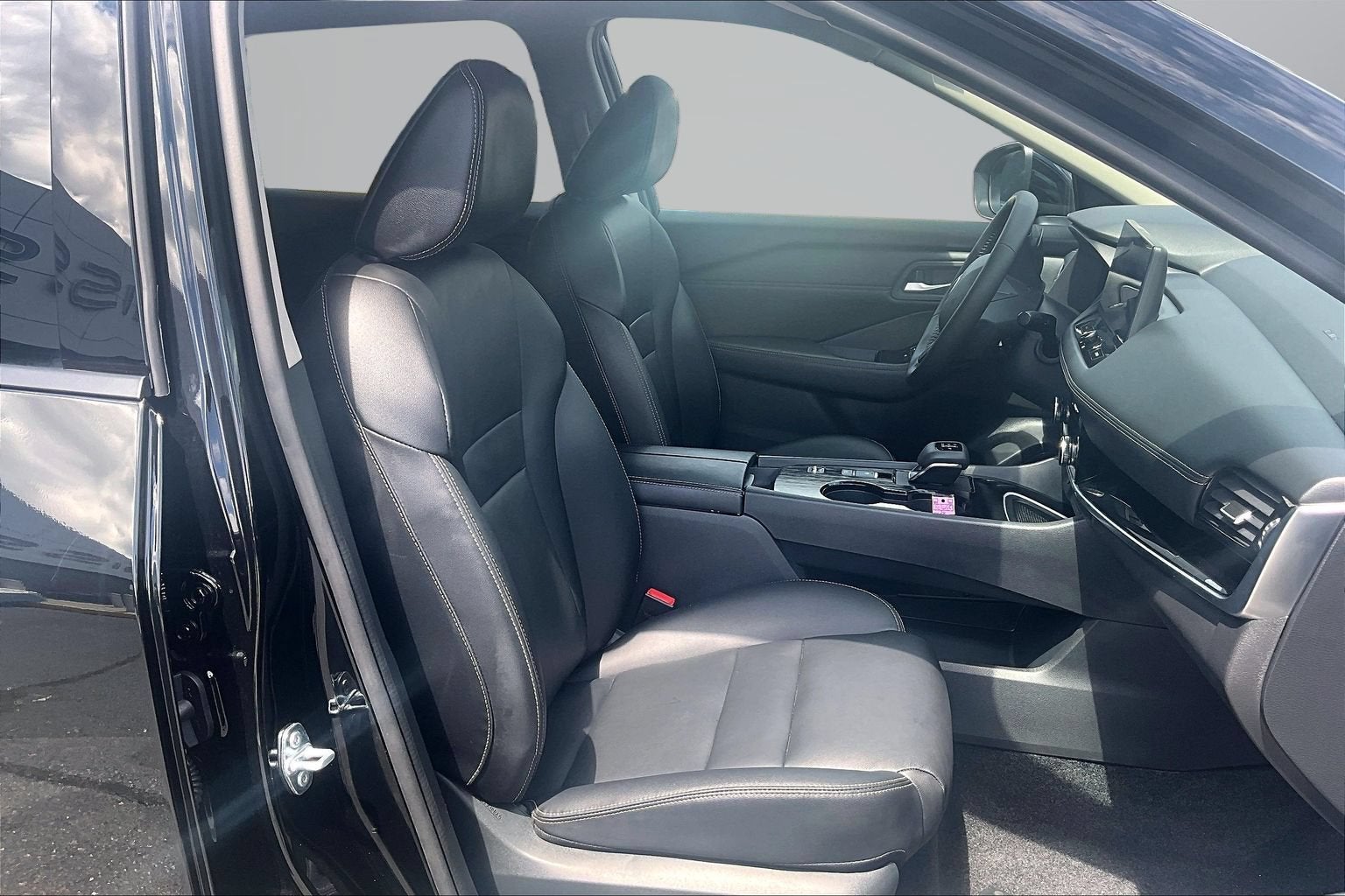 2026 Nissan Rogue SL