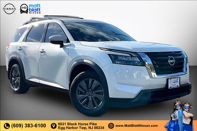 2024 Nissan Pathfinder SV