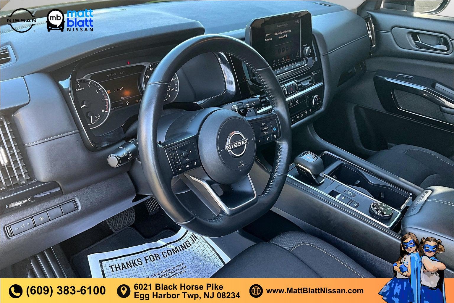 2024 Nissan Pathfinder SV