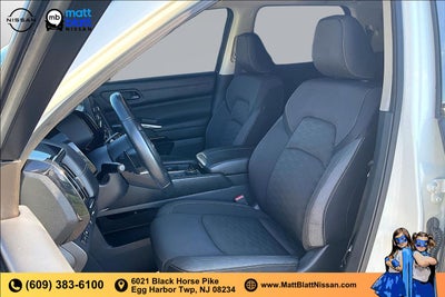 2024 Nissan Pathfinder SV