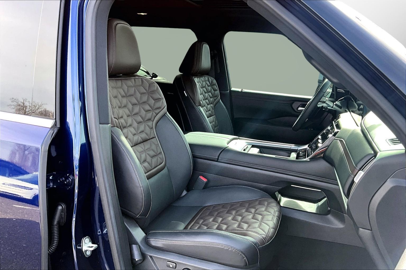 2025 Nissan Armada Platinum Reserve