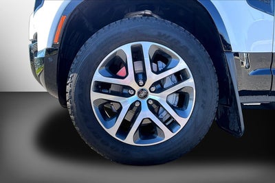 2025 Land Rover Defender X-Dynamic SE