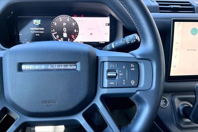 2025 Land Rover Defender X-Dynamic SE