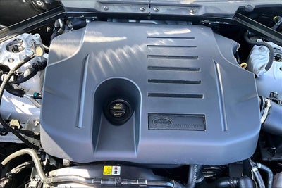 2025 Land Rover Defender X-Dynamic SE