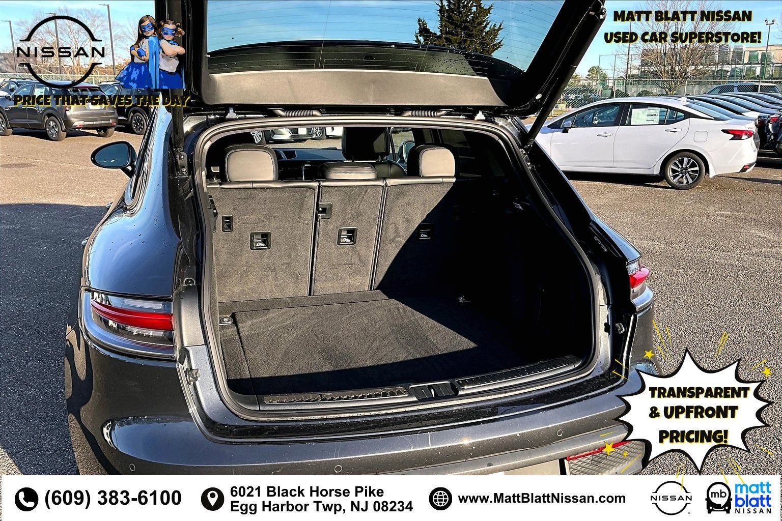 2023 Porsche Macan Base