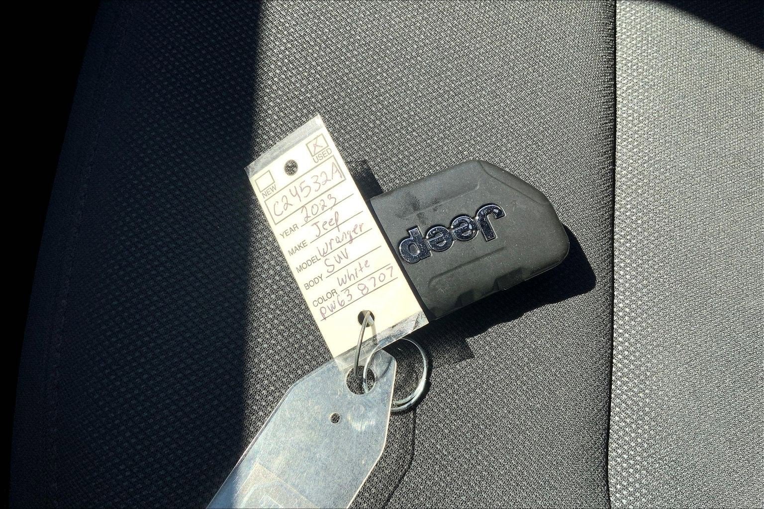 2023 Jeep Wrangler 4-Door Sahara 4x4