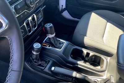 2023 Jeep Wrangler 4-Door Sahara 4x4