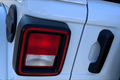 2023 Jeep Wrangler 4-Door Sahara 4x4