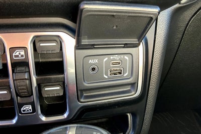 2023 Jeep Wrangler 4-Door Sahara 4x4