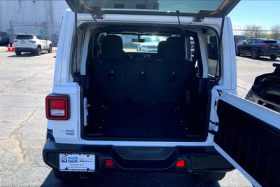 2023 Jeep Wrangler 4-Door Sahara 4x4