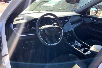 2023 Jeep Grand Cherokee Altitude 4x2