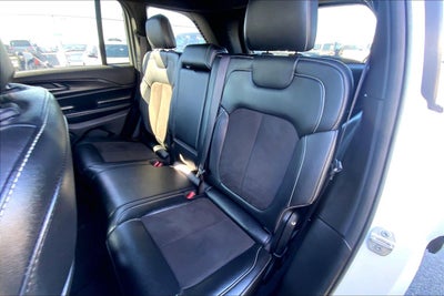 2023 Jeep Grand Cherokee Altitude 4x2