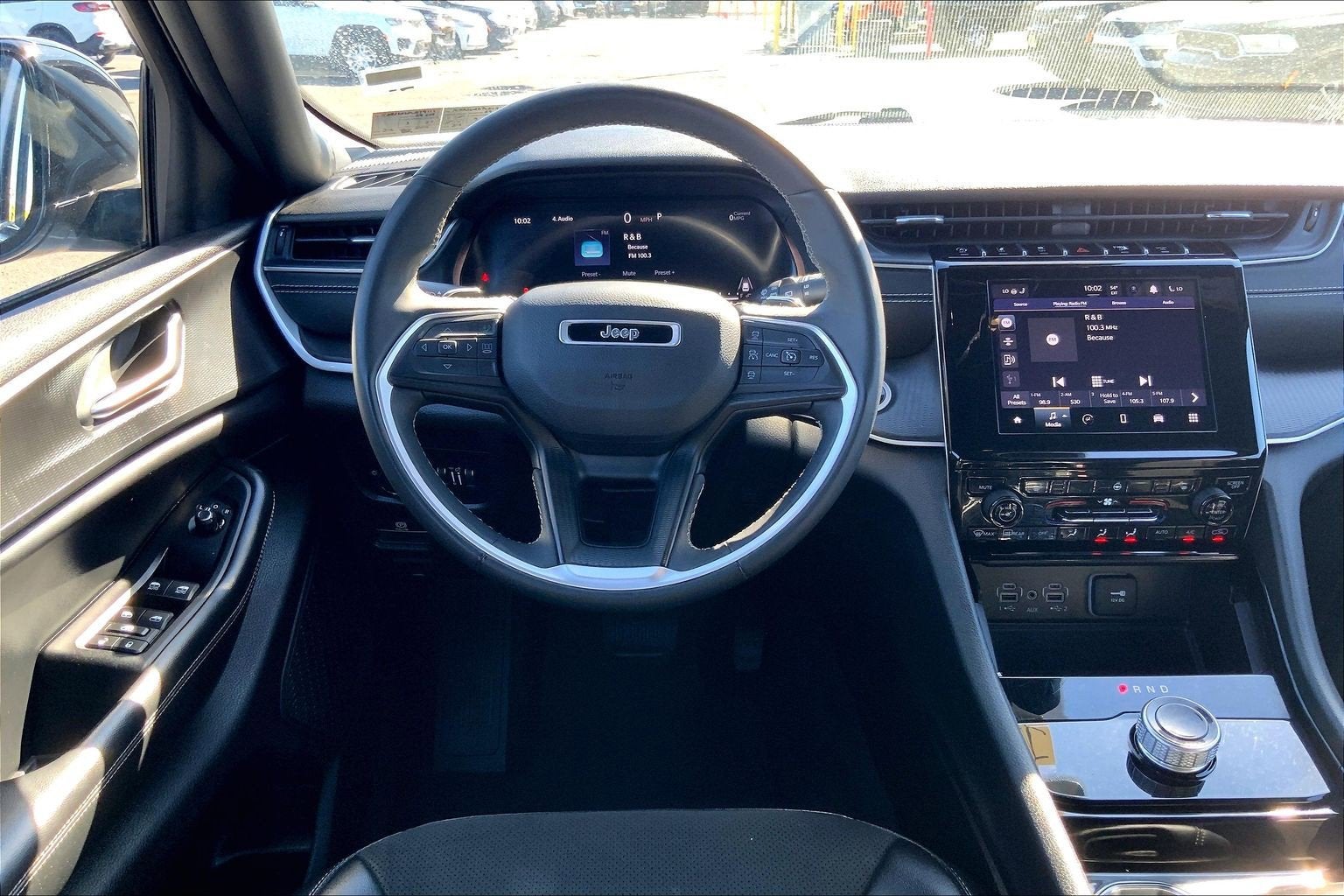 2023 Jeep Grand Cherokee Altitude 4x2