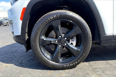 2023 Jeep Grand Cherokee L Altitude 4x4