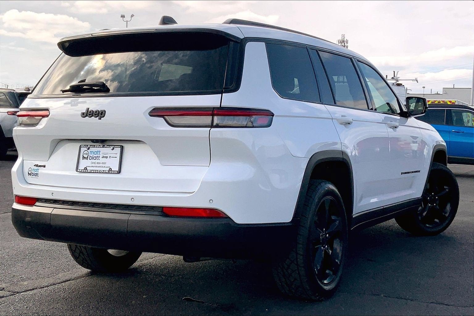 2023 Jeep Grand Cherokee L Altitude 4x4