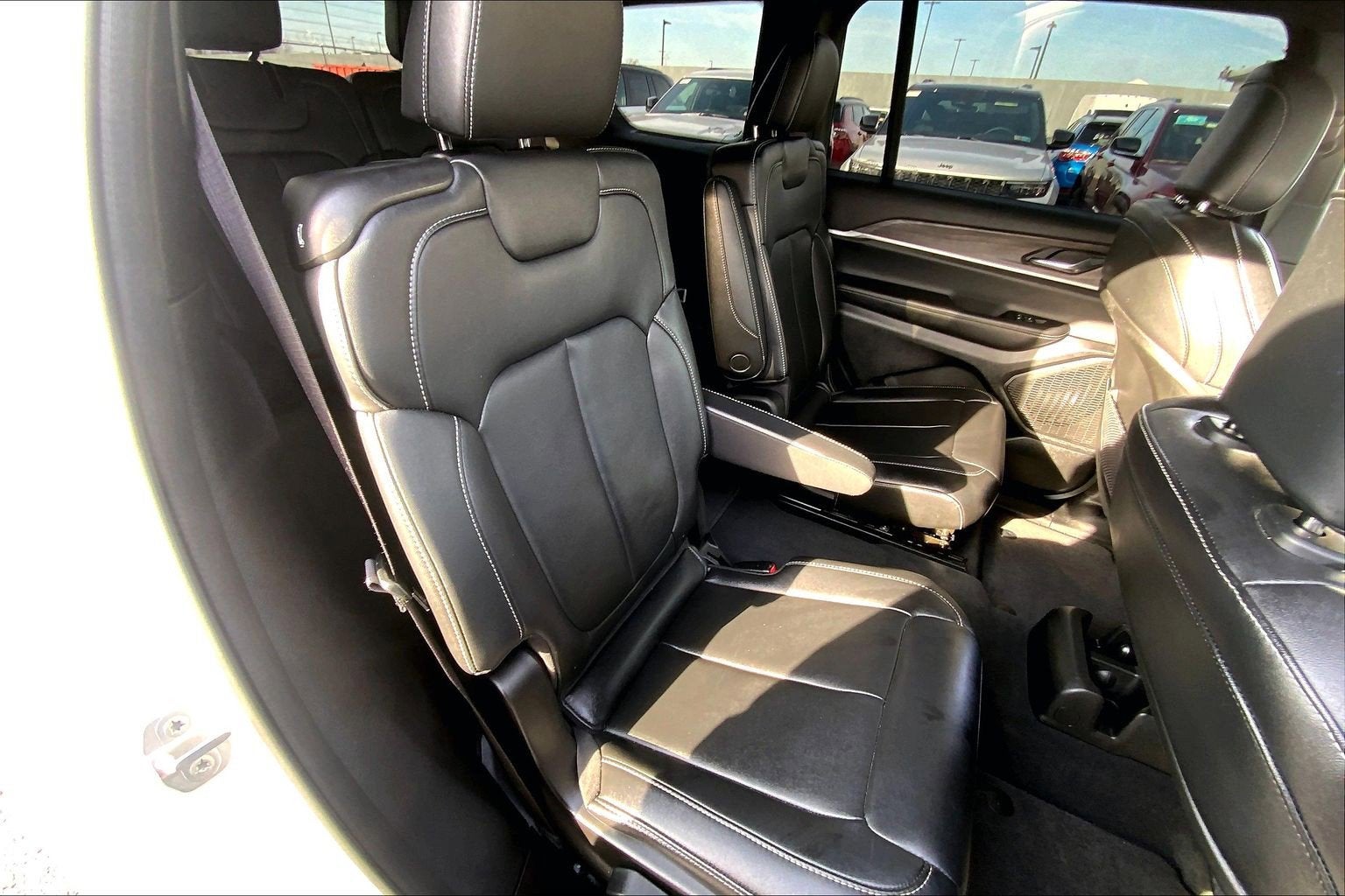 2025 Jeep Grand Cherokee L Limited 4x4