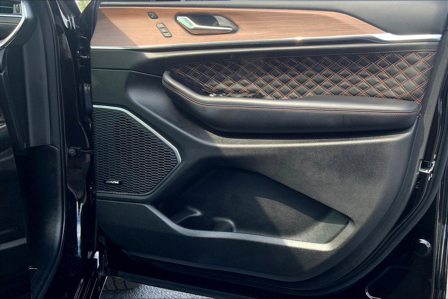 2023 Jeep Grand Cherokee L Summit 4x4