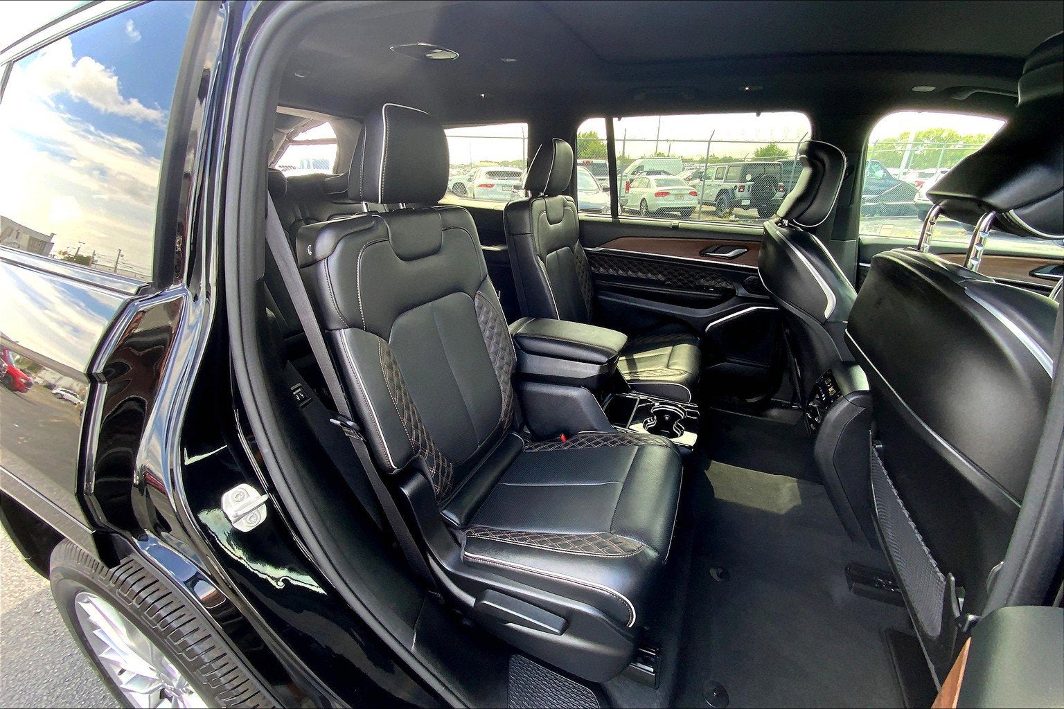 2023 Jeep Grand Cherokee L Summit 4x4