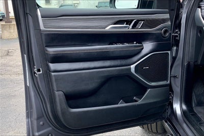 2024 Jeep Wagoneer L Series II 4x4