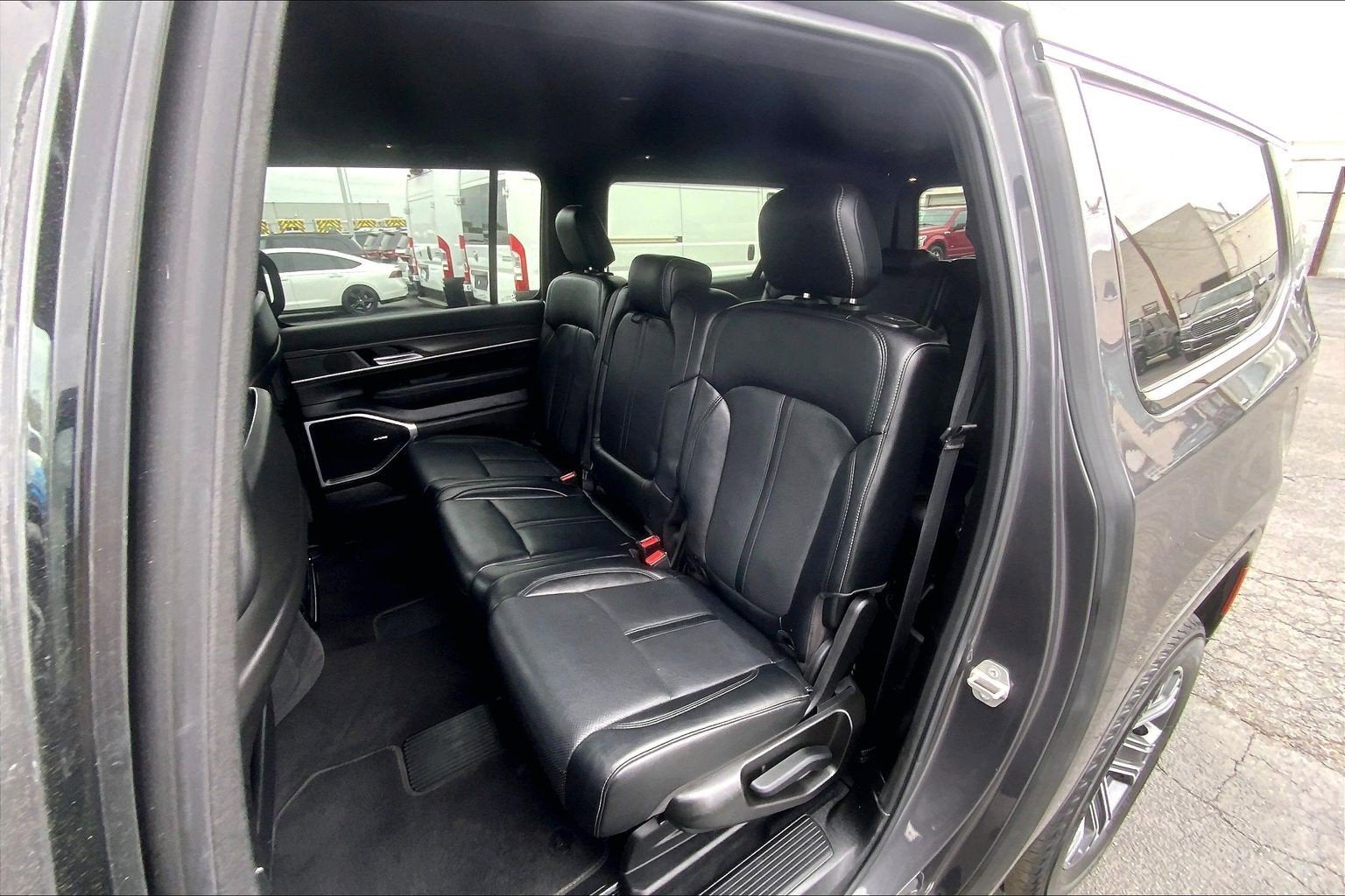 2024 Jeep Wagoneer L Series II 4x4