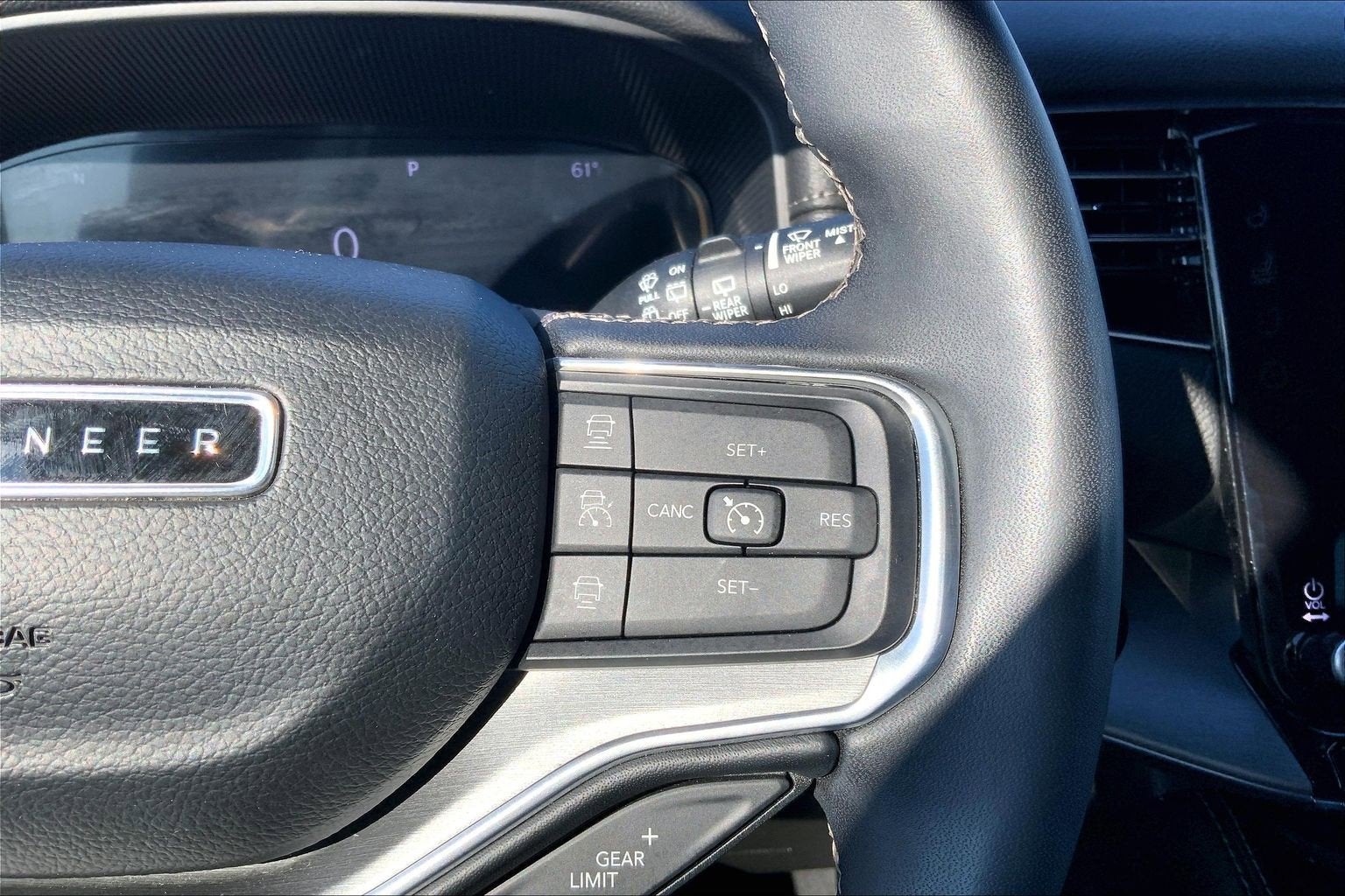 2023 Jeep Wagoneer Series II Carbide