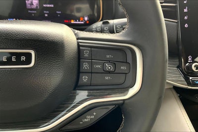 2022 Jeep Wagoneer Series III 4x4