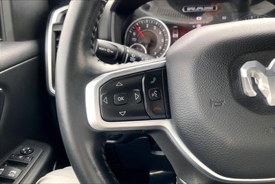 2022 RAM 1500 Big Horn Crew Cab 4x4 5'7' Box