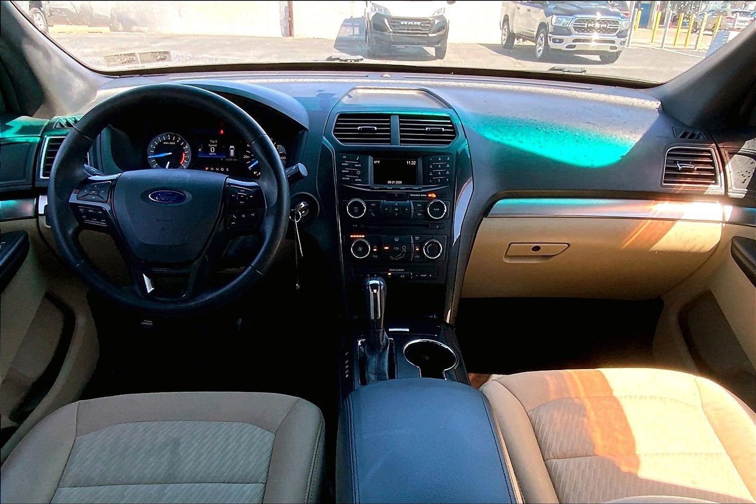 2017 Ford Explorer Base