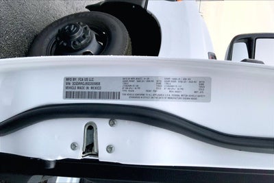 2025 RAM 3500 Tradesman Crew Cab 4x4 8' Box