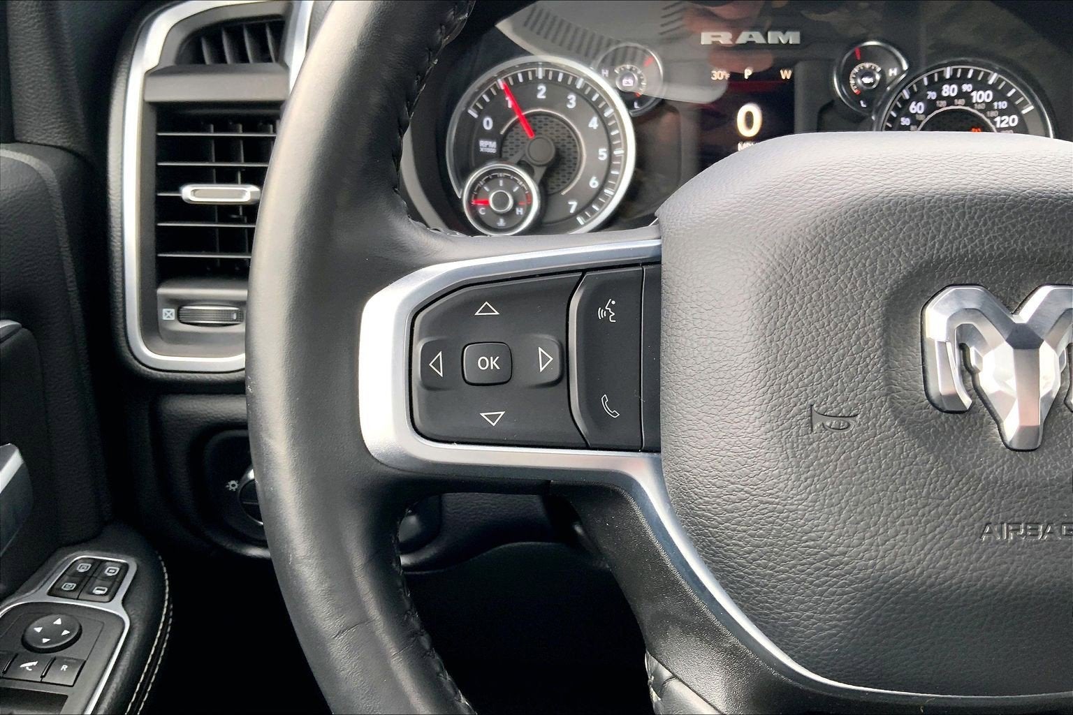 2024 RAM 2500 Big Horn Crew Cab 4x4 6'4' Box