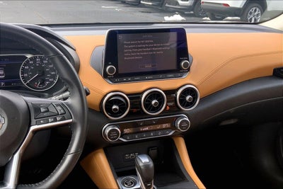 2021 Nissan Sentra SV Xtronic CVT