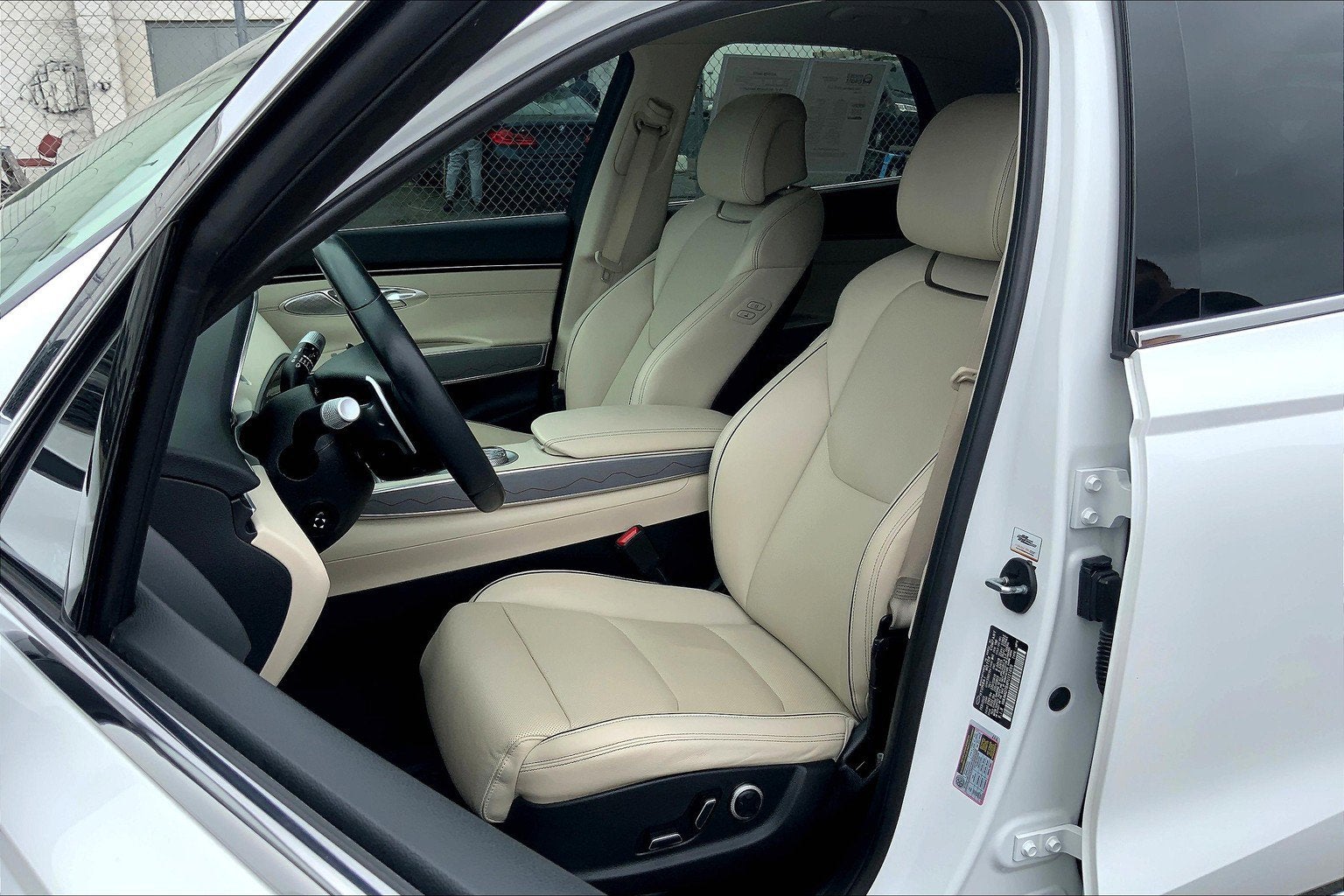 2023 Genesis GV70 2.5T AWD