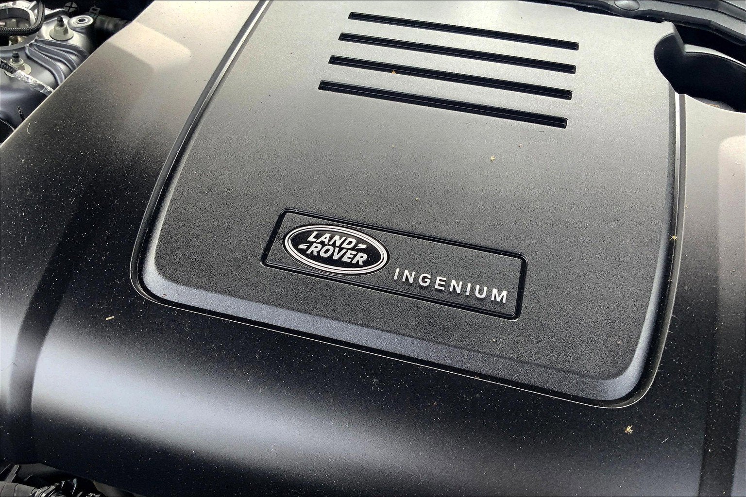 2023 Land Rover Discovery P300 S R-Dynamic