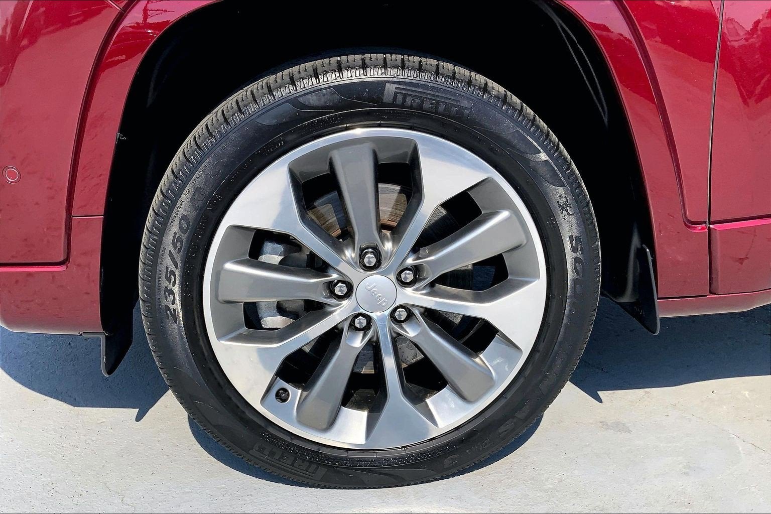 2019 Jeep Cherokee Overland