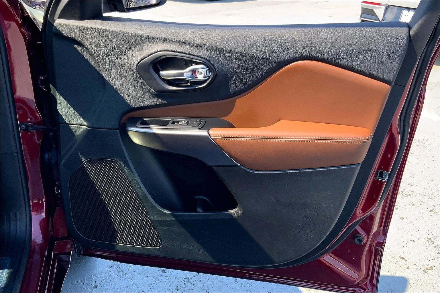 2019 Jeep Cherokee Overland