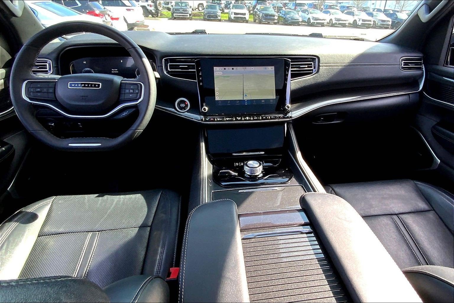 2023 Jeep Wagoneer Base