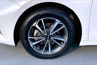 2024 Kia Forte LXS