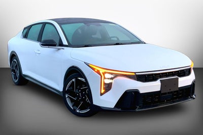 2025 Kia K4 GT-Line