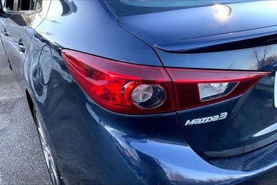 2018 Mazda Mazda3 4-Door Touring