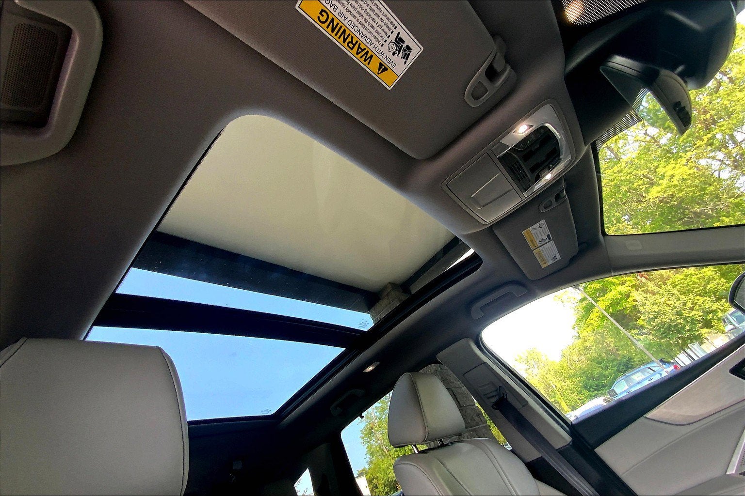 2023 Acura MDX w/Technology Package